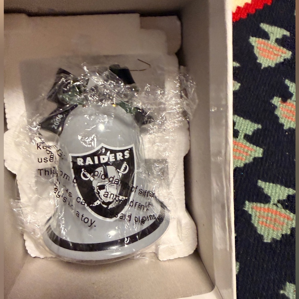 Vintage Danbury Mint Oakland Raiders Christmas Santa Bell
Ornament NFL 2004